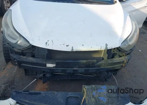 2015 Hyundai Elantra Se z USA, uszkodzony, nr VIN 5NPDH4AE5FH648201